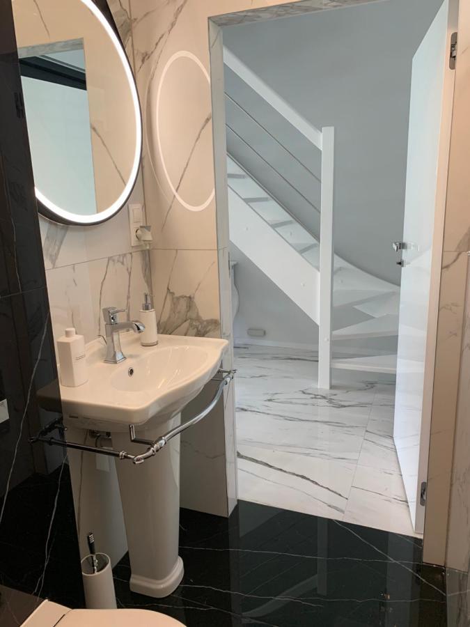 Leo Royal Apartament Поберово Экстерьер фото