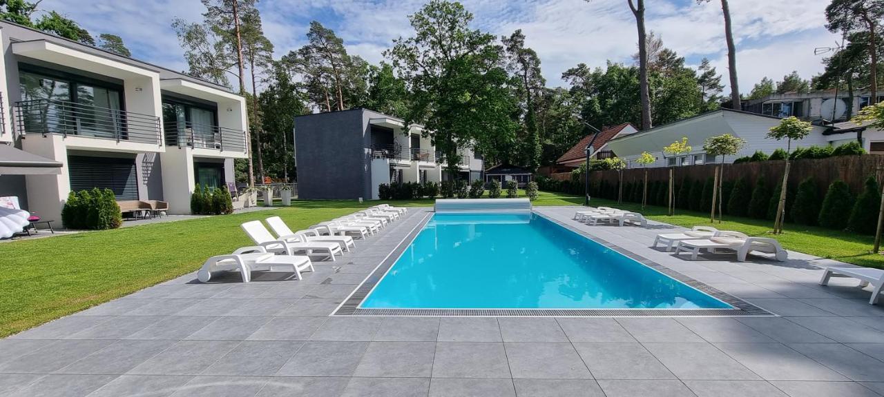 Leo Royal Apartament Поберово Экстерьер фото