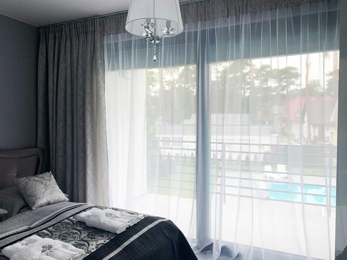 Leo Royal Apartament Поберово Экстерьер фото